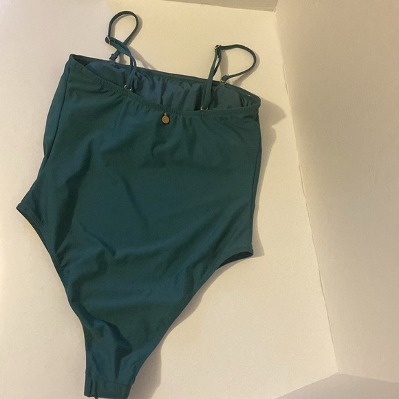 Tigerlily Bathing Suit NWOT Malachite Teal - Picture 2 of 7
